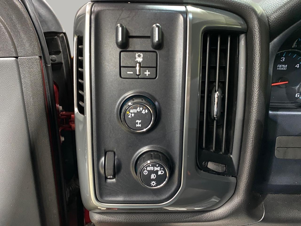 Chevrolet Silverado 1500  2018