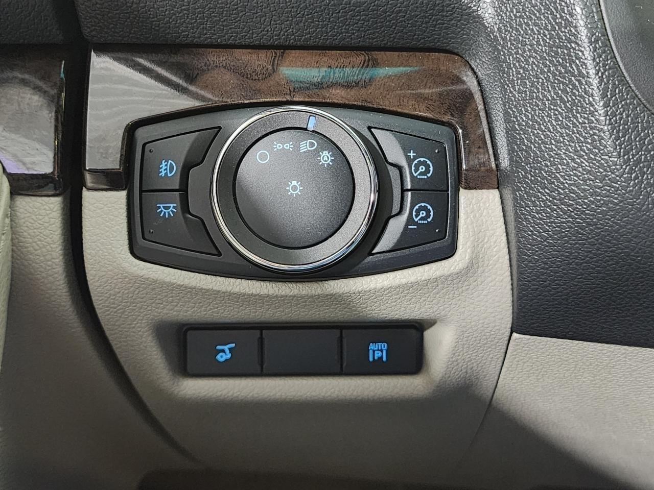 Ford Explorer  2011
