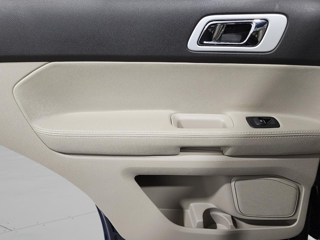 Ford Explorer  2011