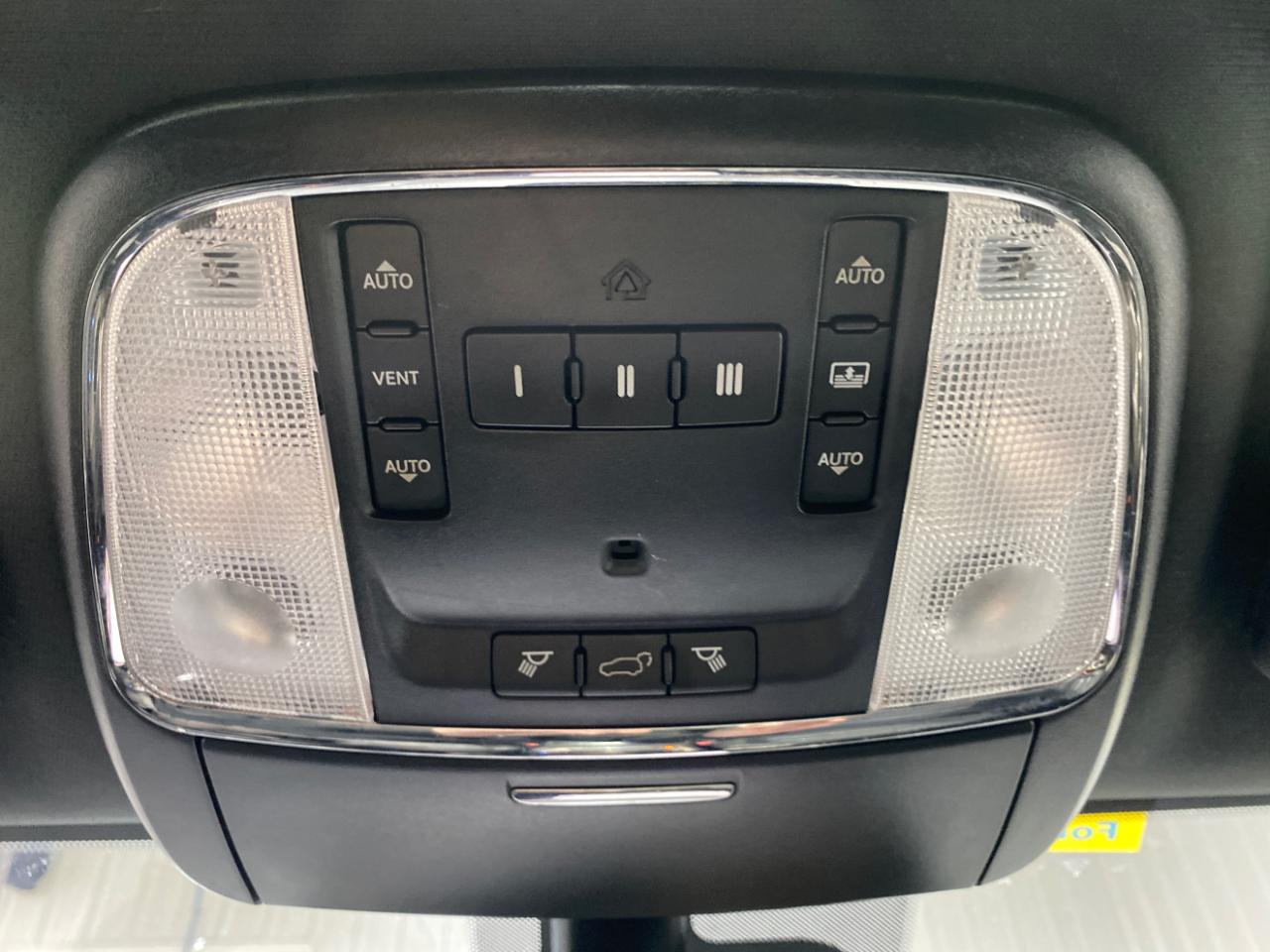 Jeep Grand Cherokee Overland 4WD 2015