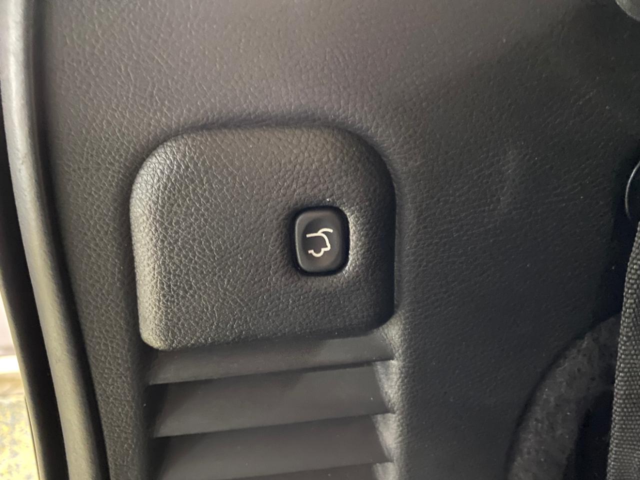 Jeep Grand Cherokee Overland 4WD 2015