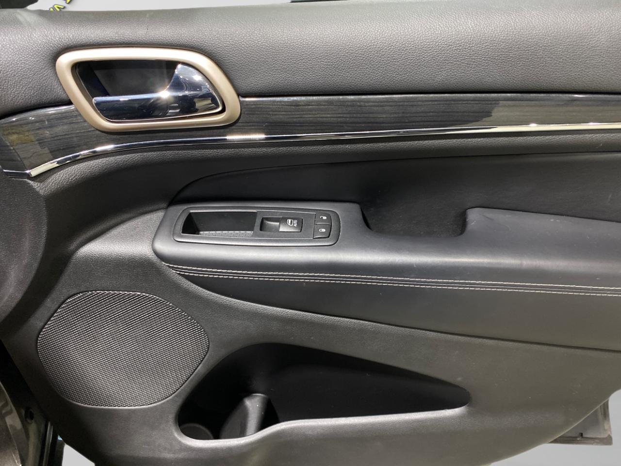 Jeep Grand Cherokee Overland 4WD 2015