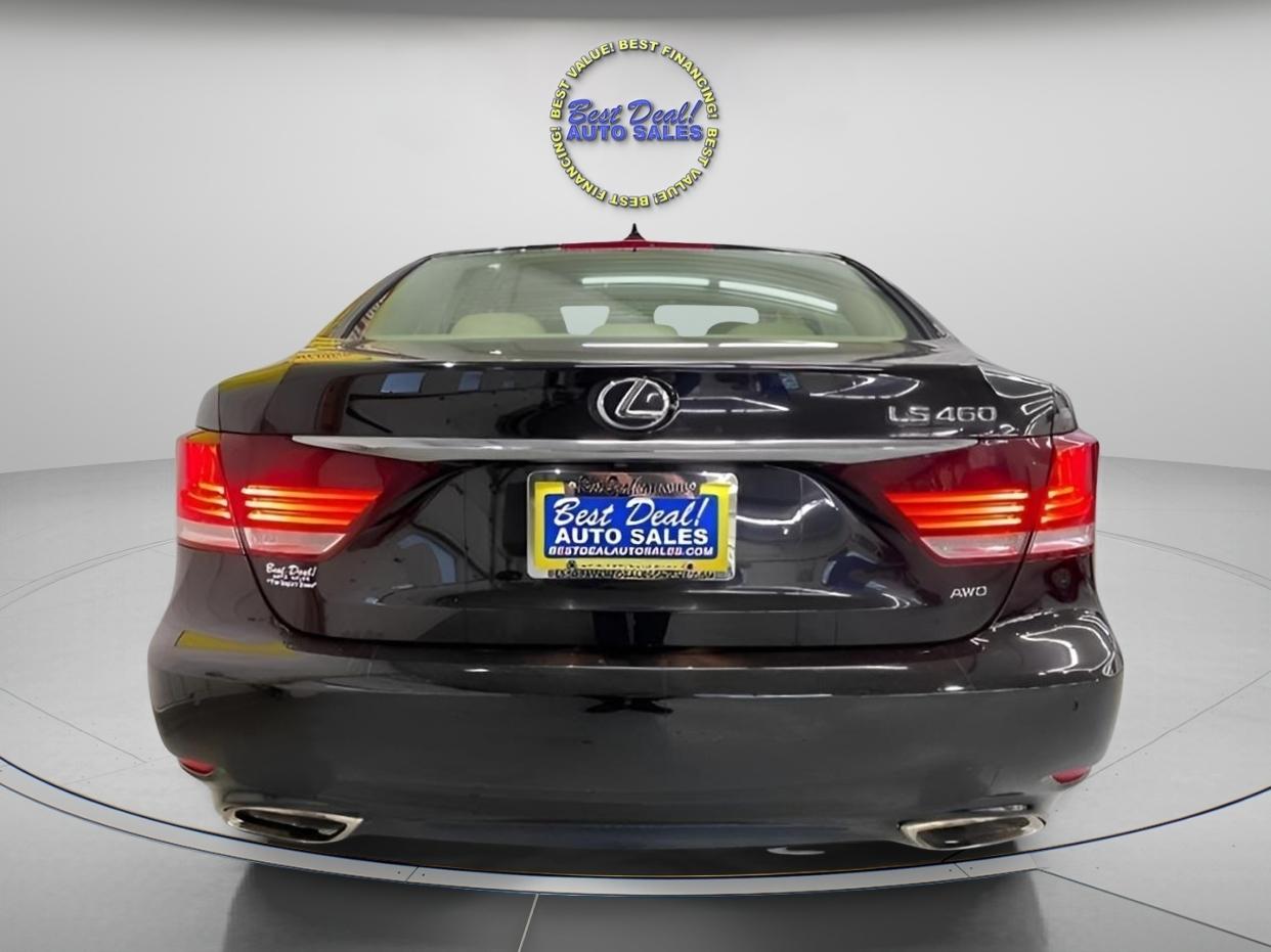 Lexus LS 460 Luxury Sedan AWD 2013