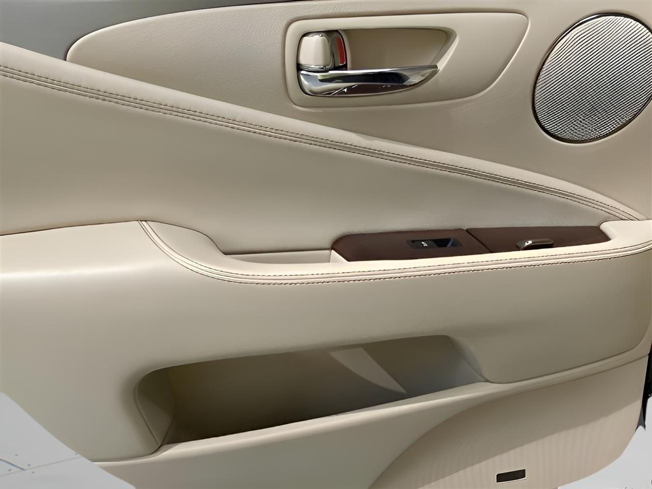 Lexus LS 460 Luxury Sedan AWD 2013