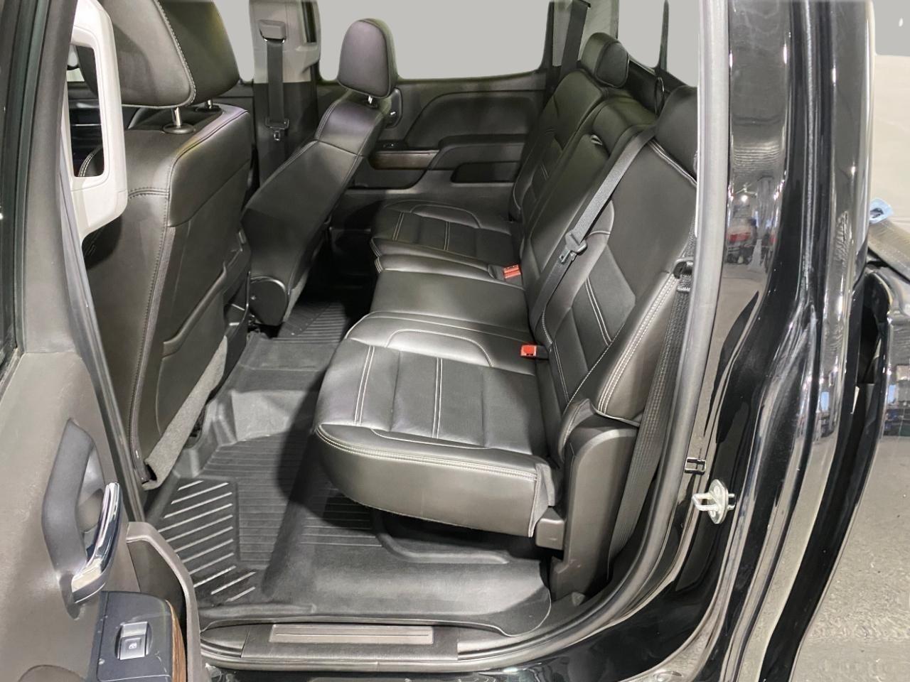 GMC Sierra 1500 Denali Crew Cab Long Box 4WD 2018