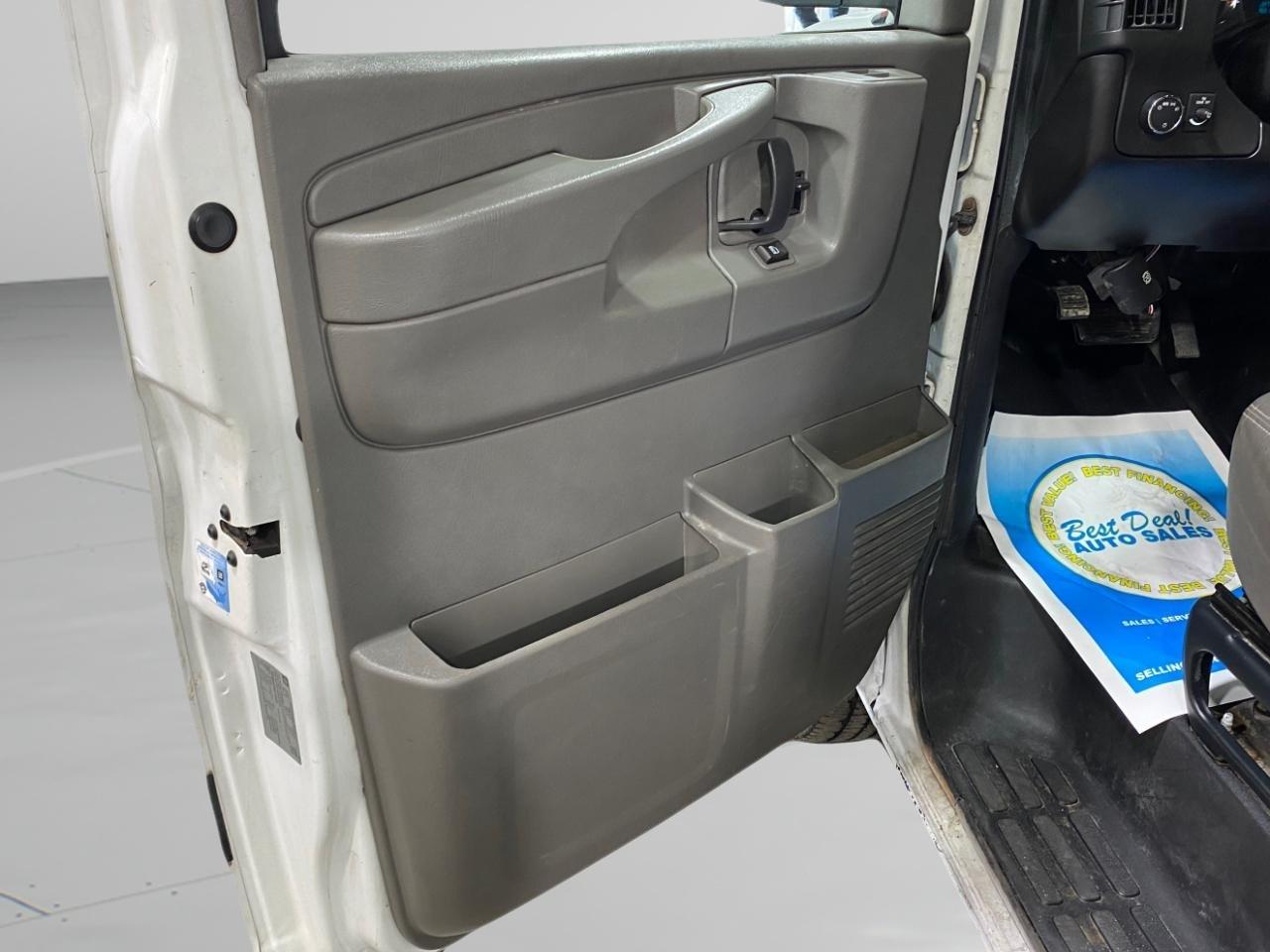 Chevrolet Express 1500 Cargo 2011