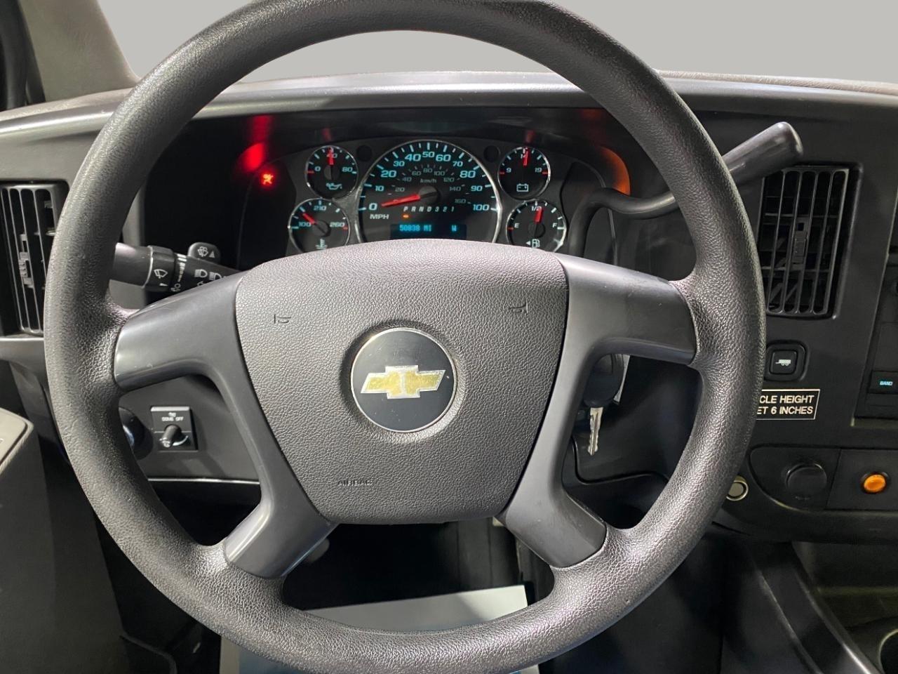 Chevrolet Express 1500 Cargo 2011