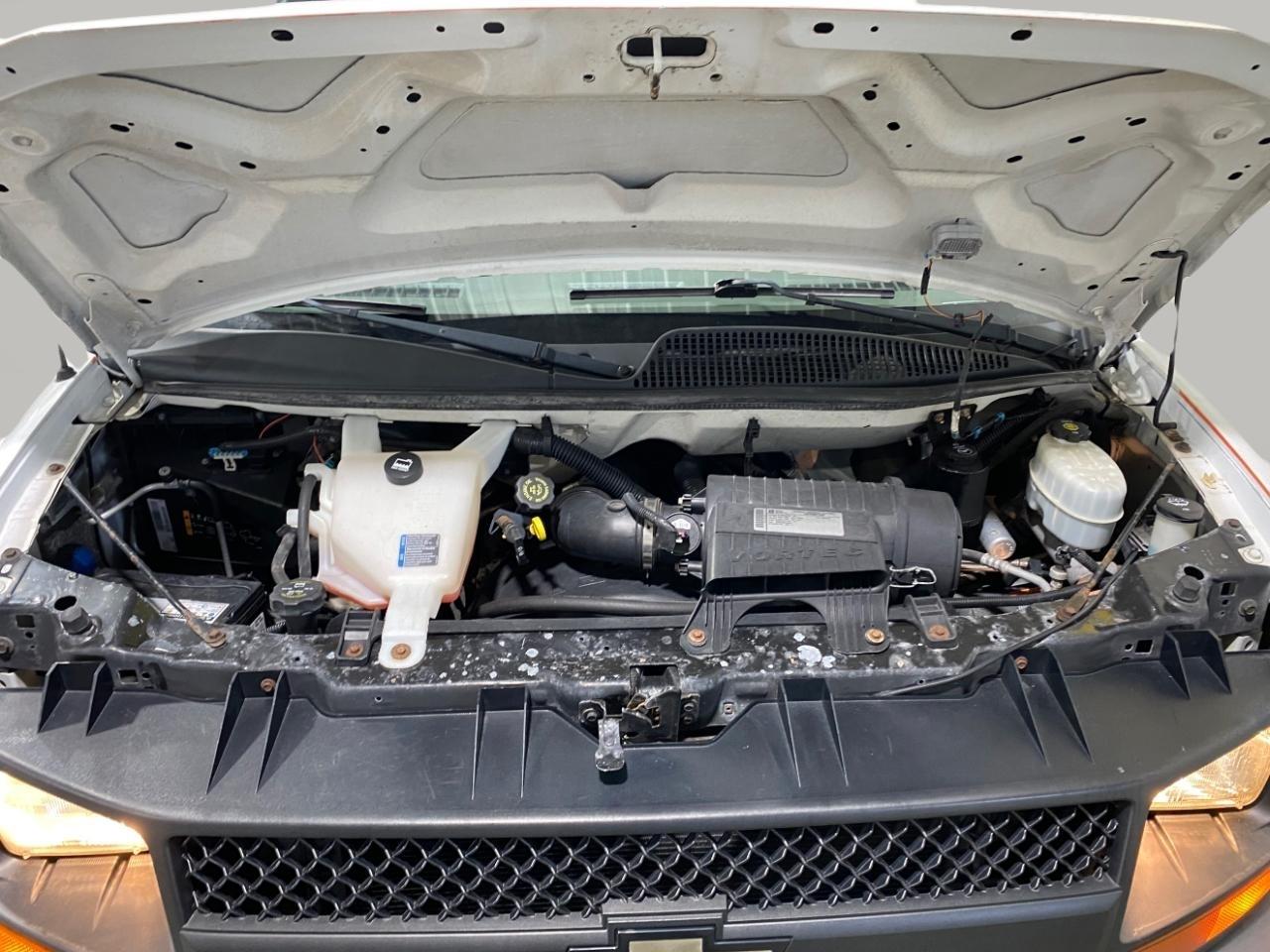 Chevrolet Express 1500 Cargo 2011