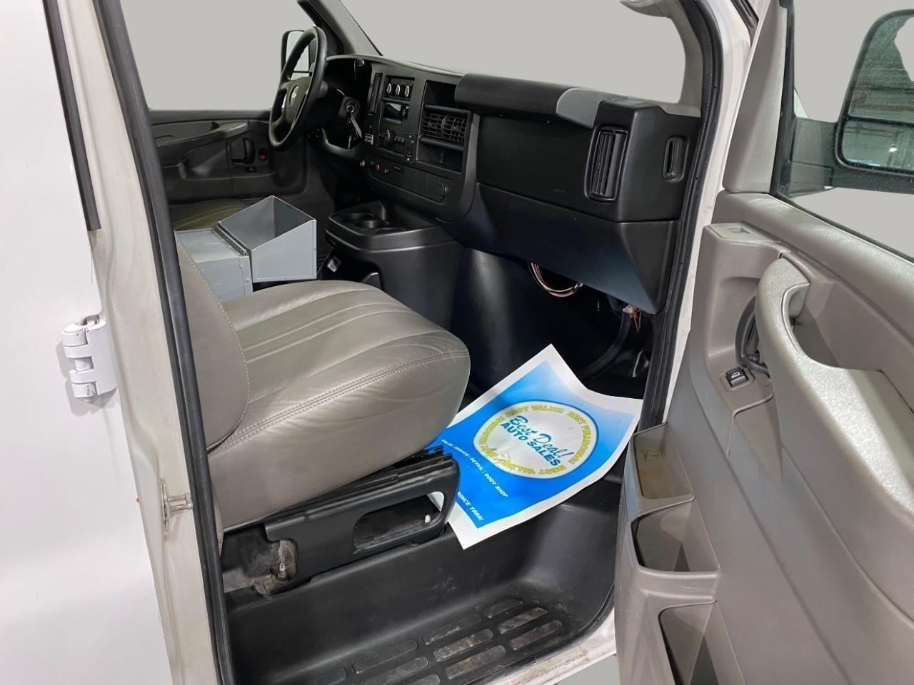 Chevrolet Express 1500 Cargo 2011