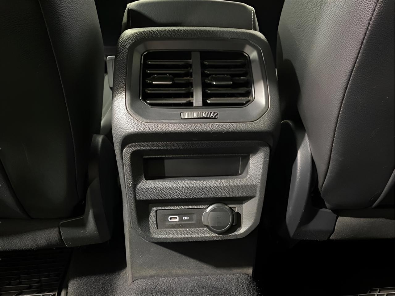 Volkswagen Tiguan SE R-Line Black 4MOTION 2022