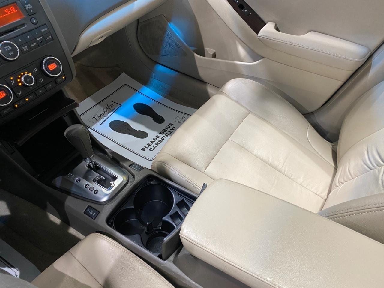 Nissan Altima 2.5 SL AWD 2010