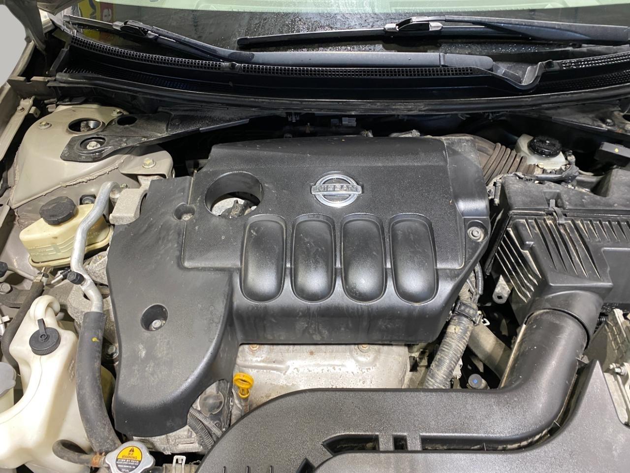 Nissan Altima 2.5 SL AWD 2010