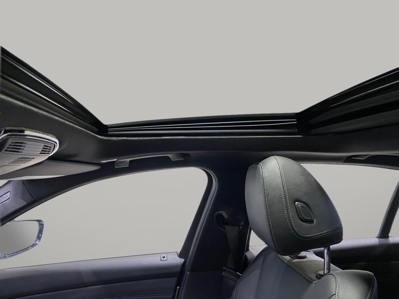 BMW 3-Series 330i xDrive 2020