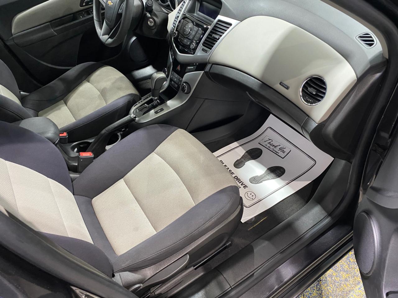 Chevrolet Cruze LS Auto 2014