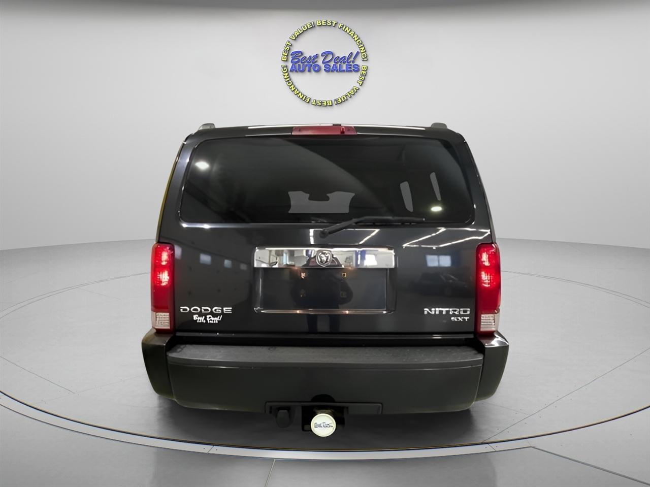 Dodge Nitro SXT 4WD 2010