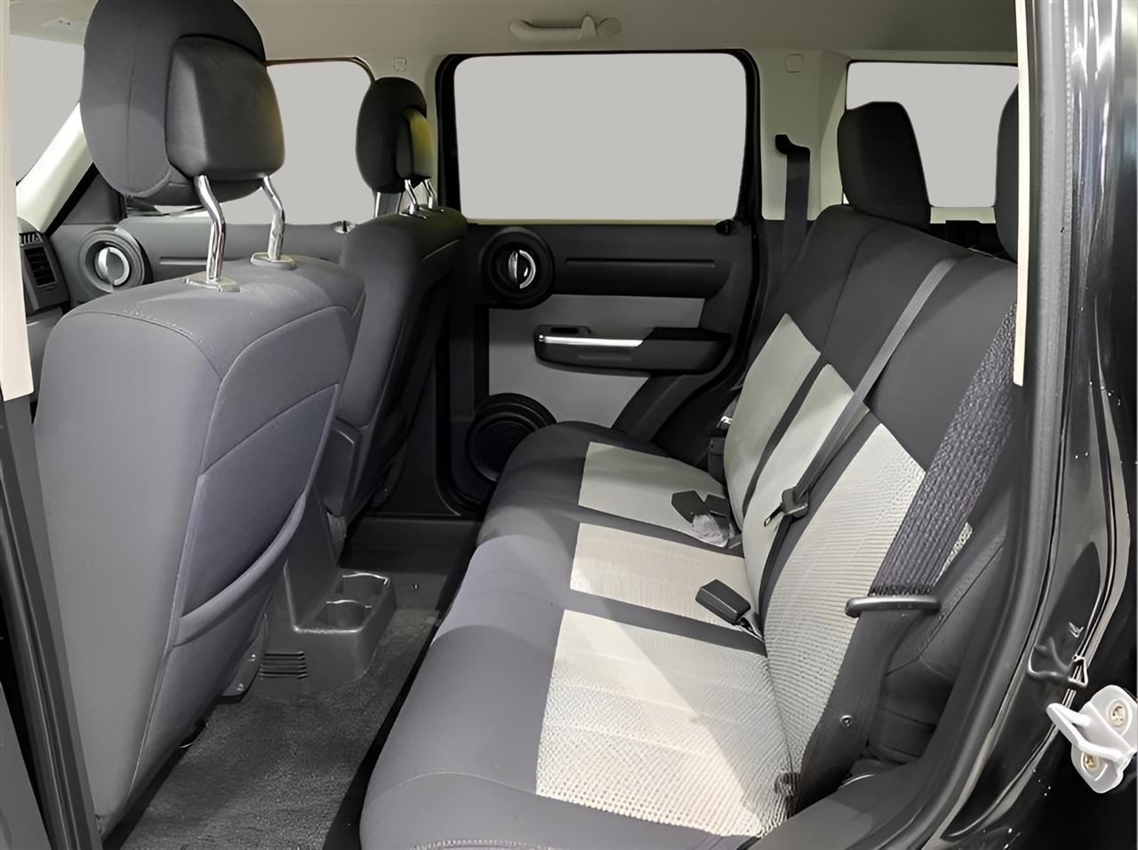 Dodge Nitro SXT 4WD 2010