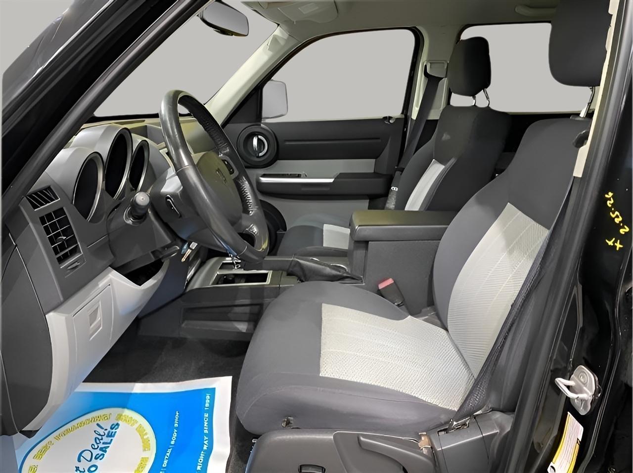Dodge Nitro SXT 4WD 2010