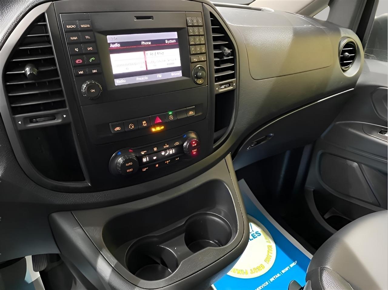 Mercedes-Benz Metris Worker Passenger 2019