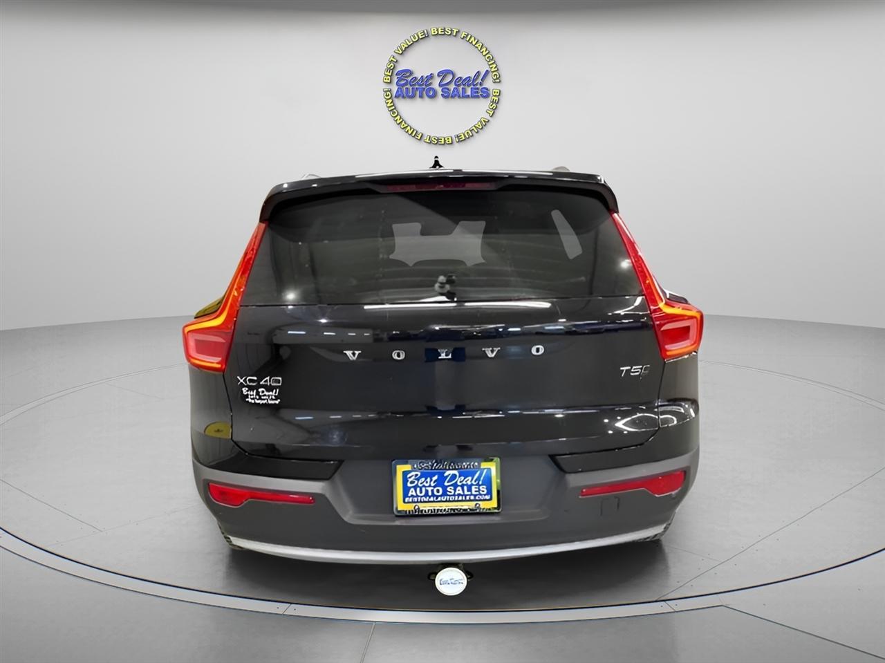 Volvo XC40 T5 Momentum AWD 2022