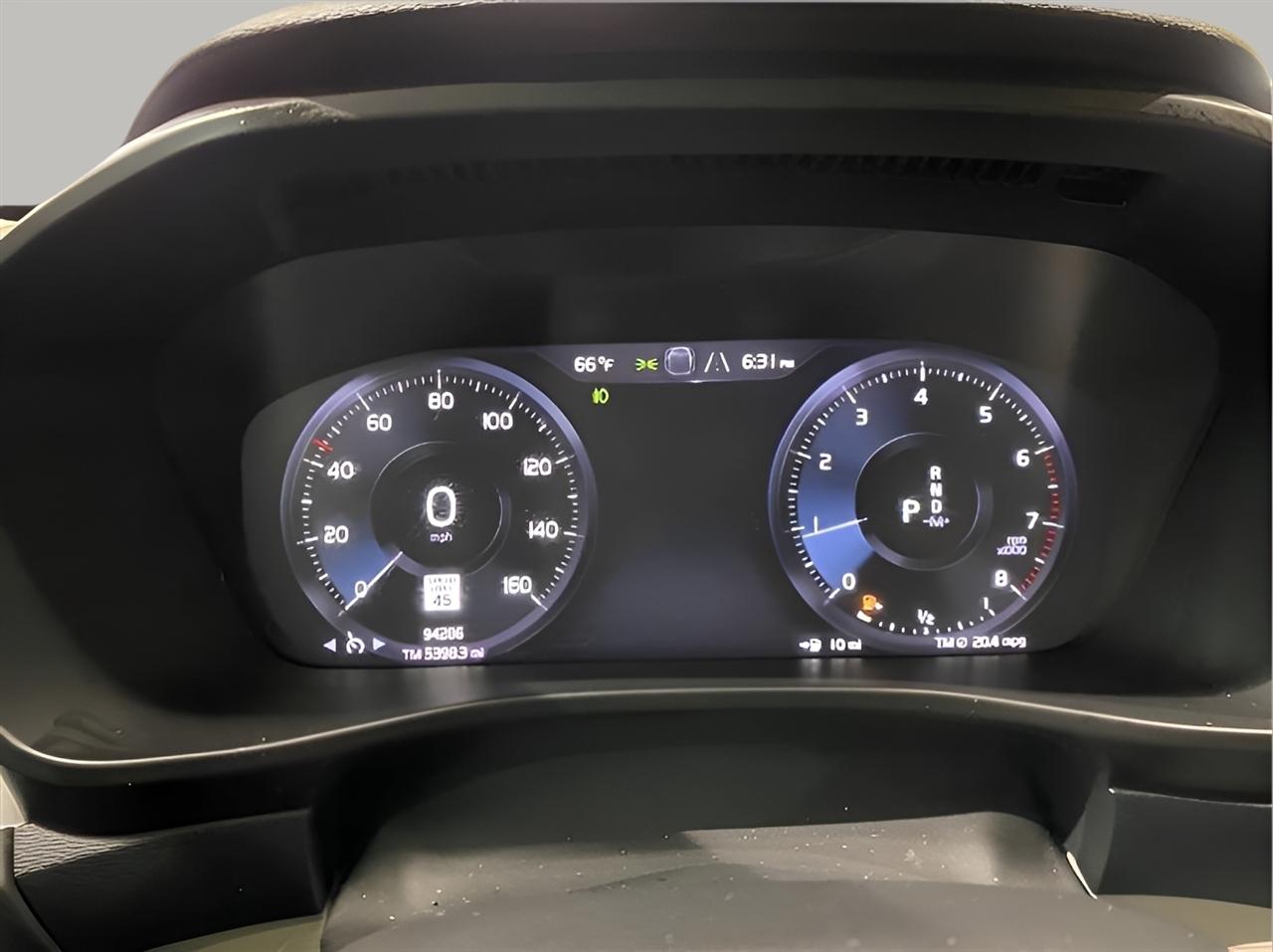 Volvo XC40 T5 Momentum AWD 2022