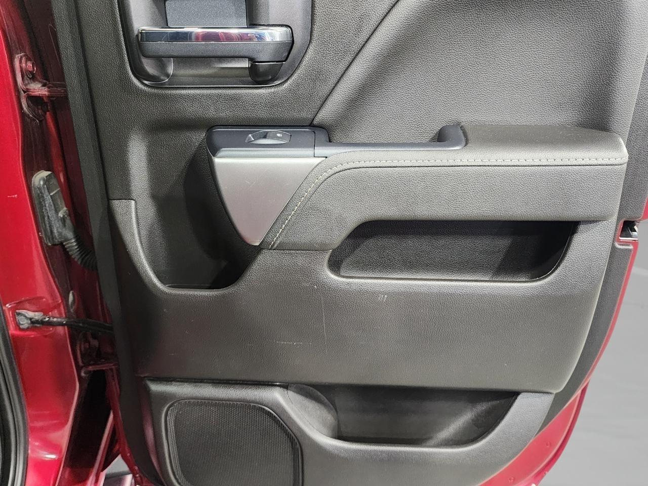 Chevrolet Silverado 1500  2018