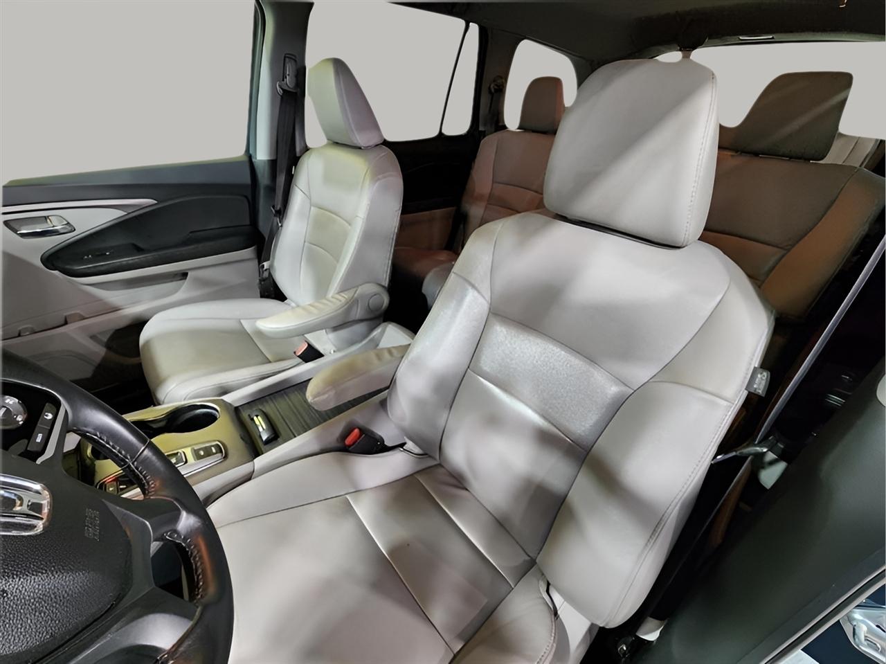 2022 Honda Pilot SE - Photo 13