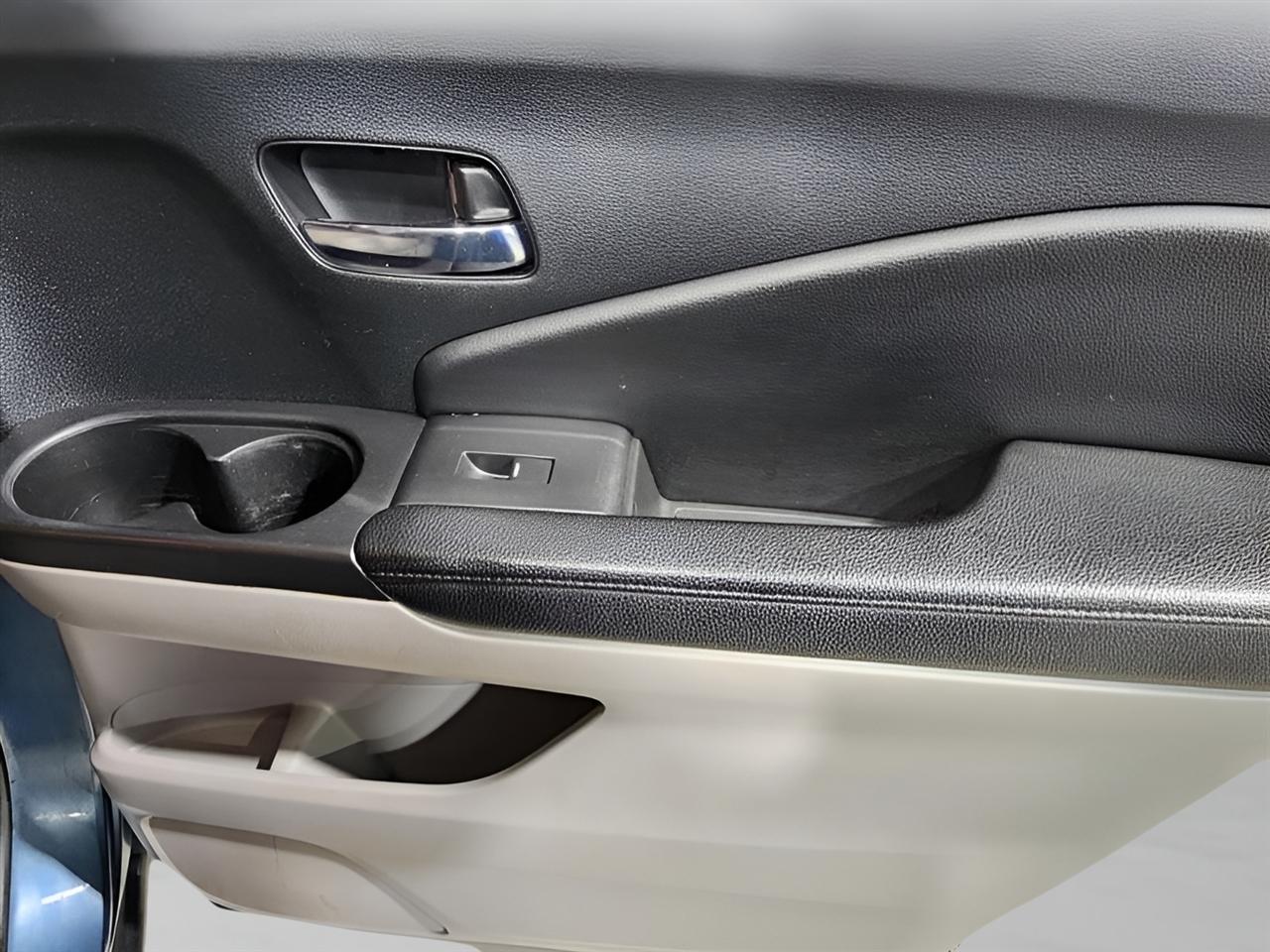 2022 Honda Pilot SE - Photo 33