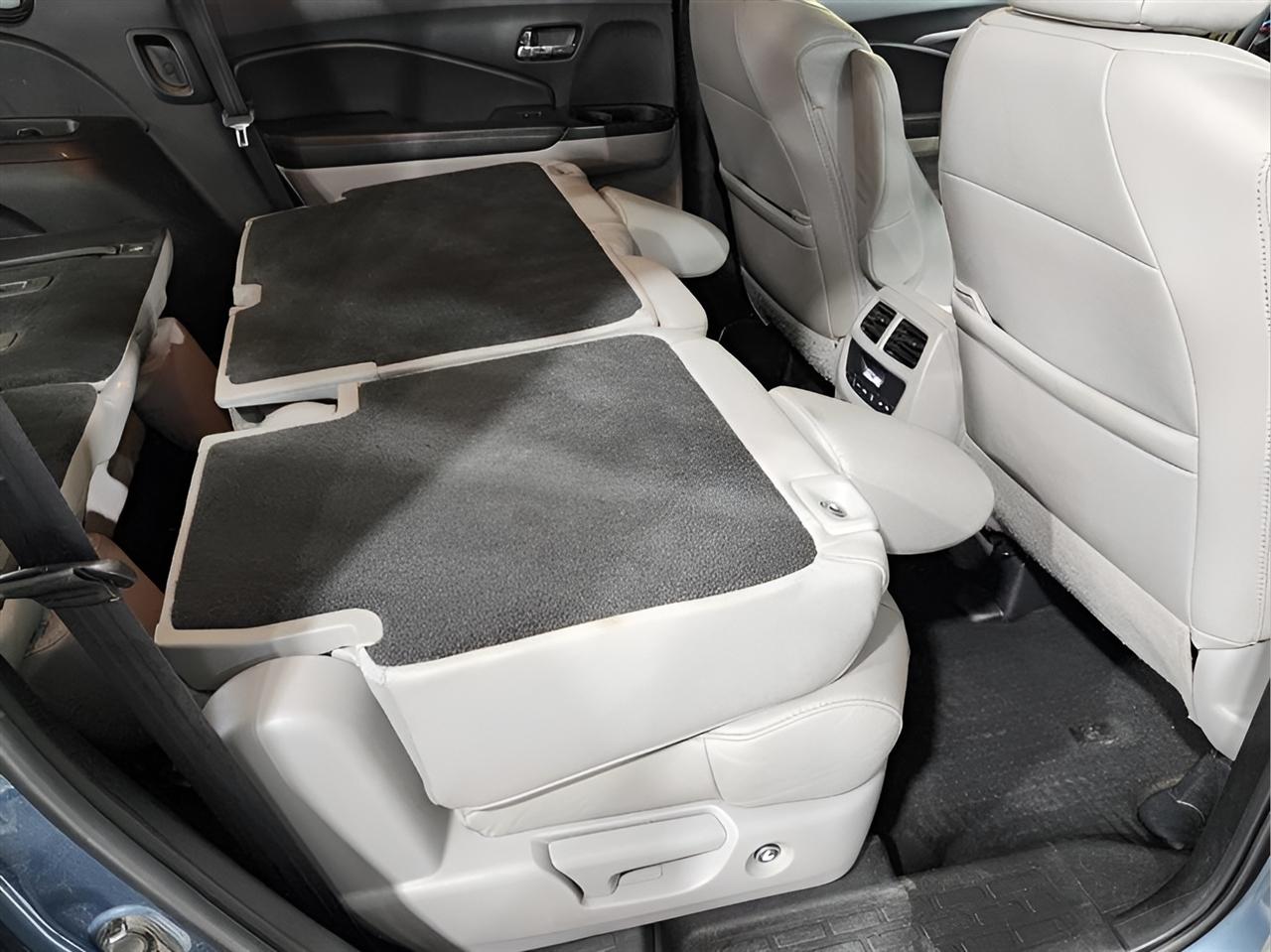 2022 Honda Pilot SE - Photo 39