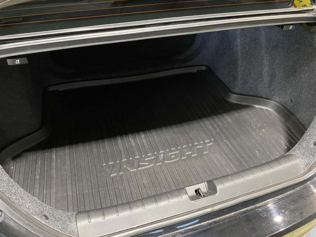 Honda Insight Touring 2020