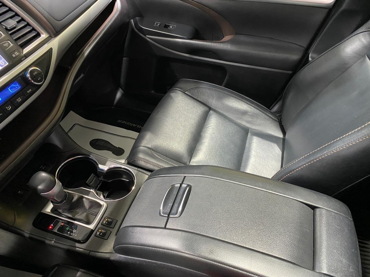 Toyota Highlander XLE AWD V6 2018