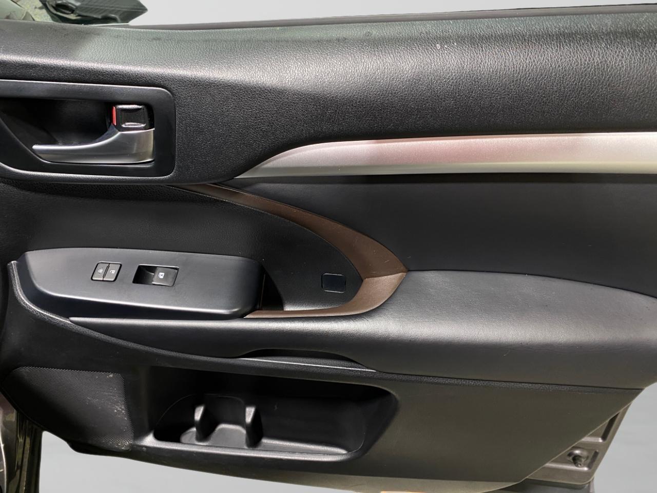 Toyota Highlander XLE AWD V6 2018