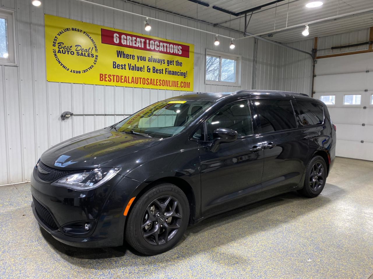 2018 Chrysler Pacifica Touring-L