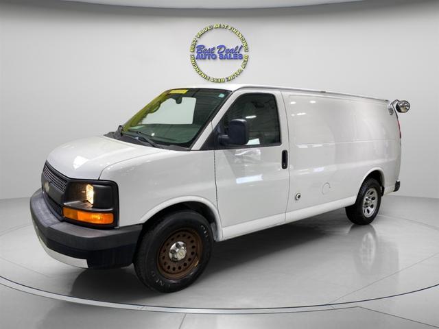 White 2013 Chevrolet Express Cargo 1500 RWD Van Rear-Wheel Drive Automatic