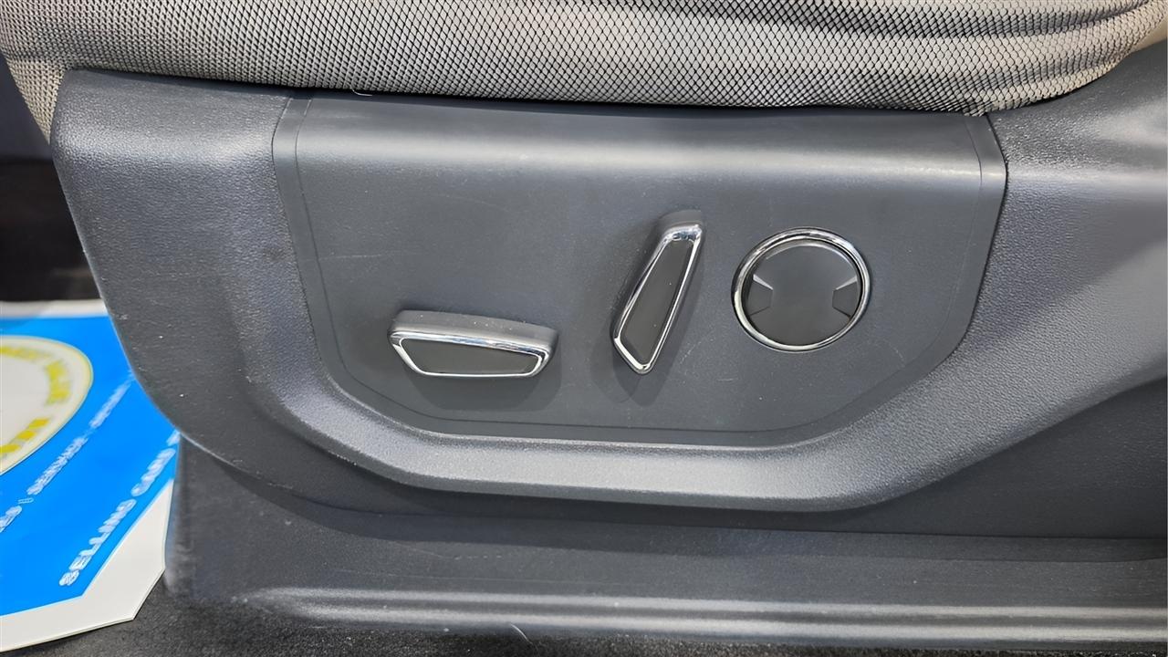 Ford F-150 XL SuperCrew 5.5-ft. Bed 4WD 2015