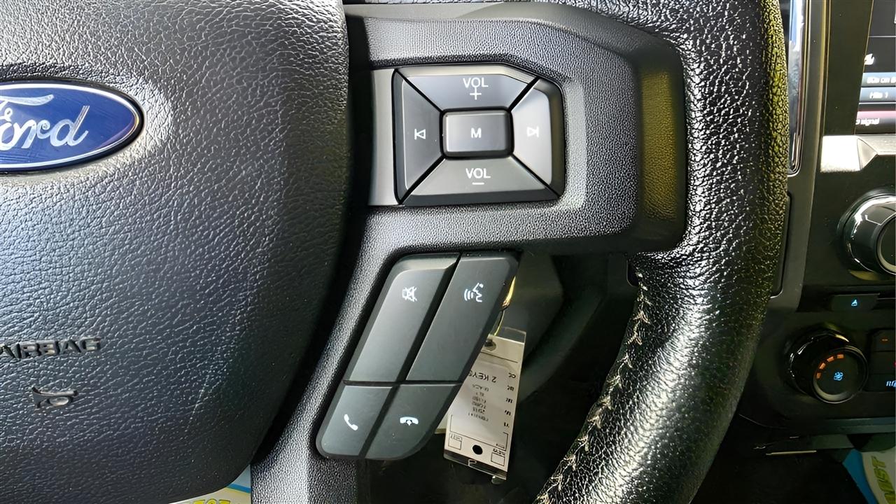 Ford F-150 XL SuperCrew 5.5-ft. Bed 4WD 2015