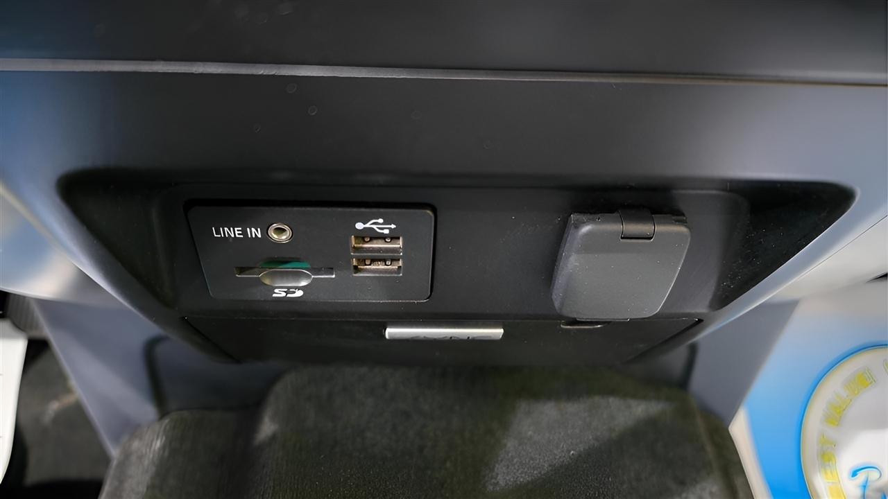 Ford F-150 XL SuperCrew 5.5-ft. Bed 4WD 2015