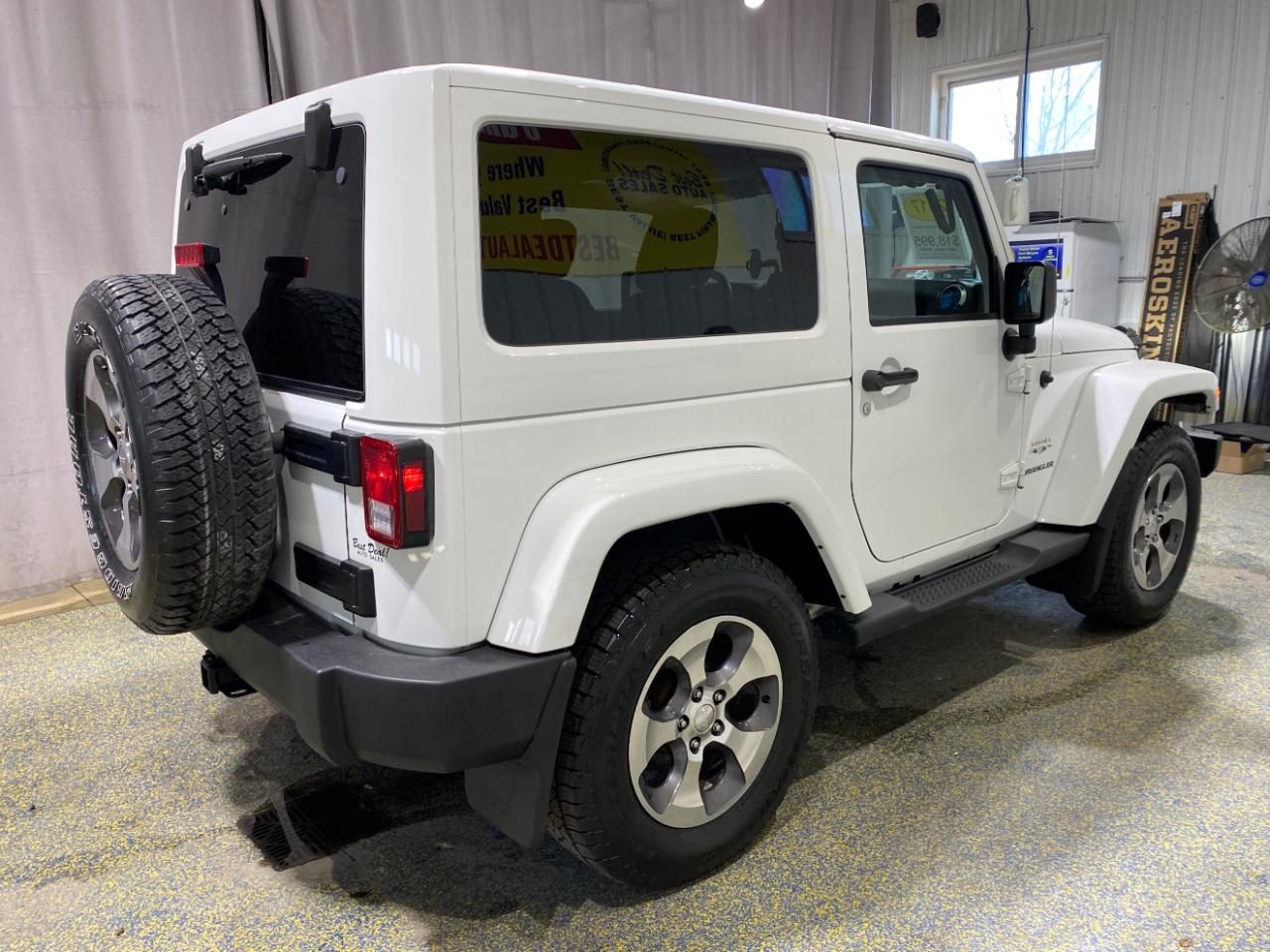 Jeep Wrangler Sahara 4WD 2017