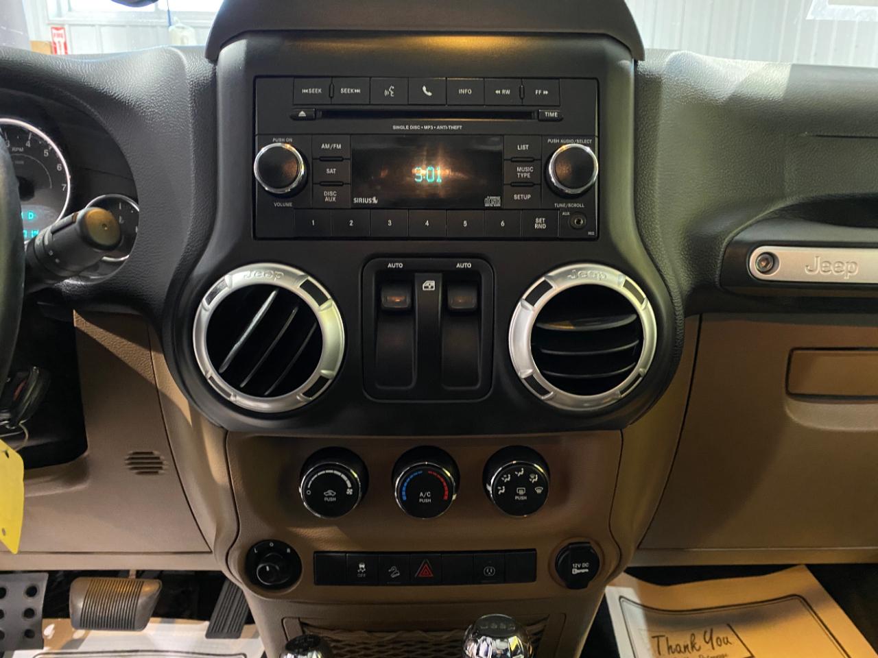 Jeep Wrangler Sahara 4WD 2017