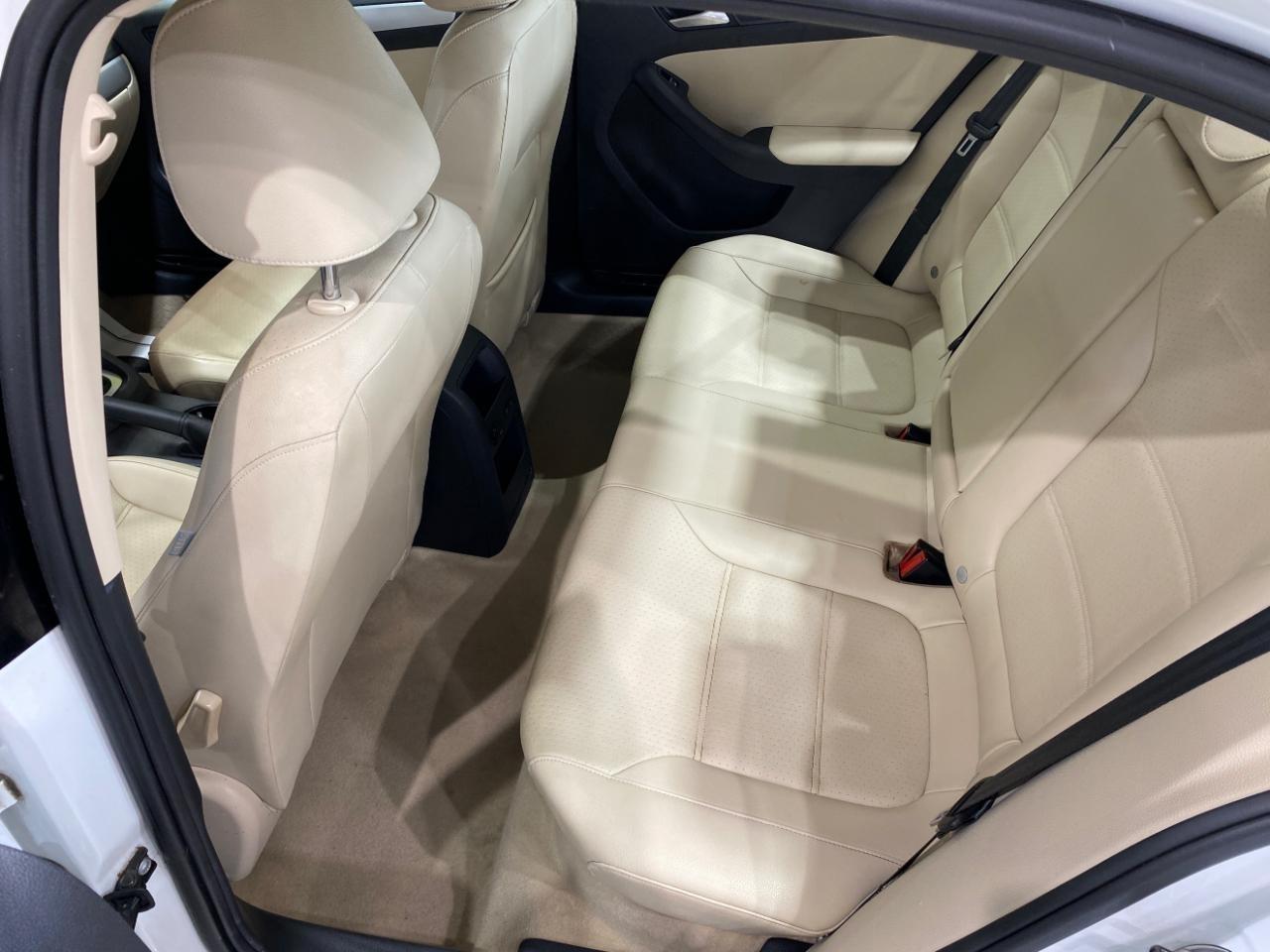 Volkswagen Jetta SE 2014