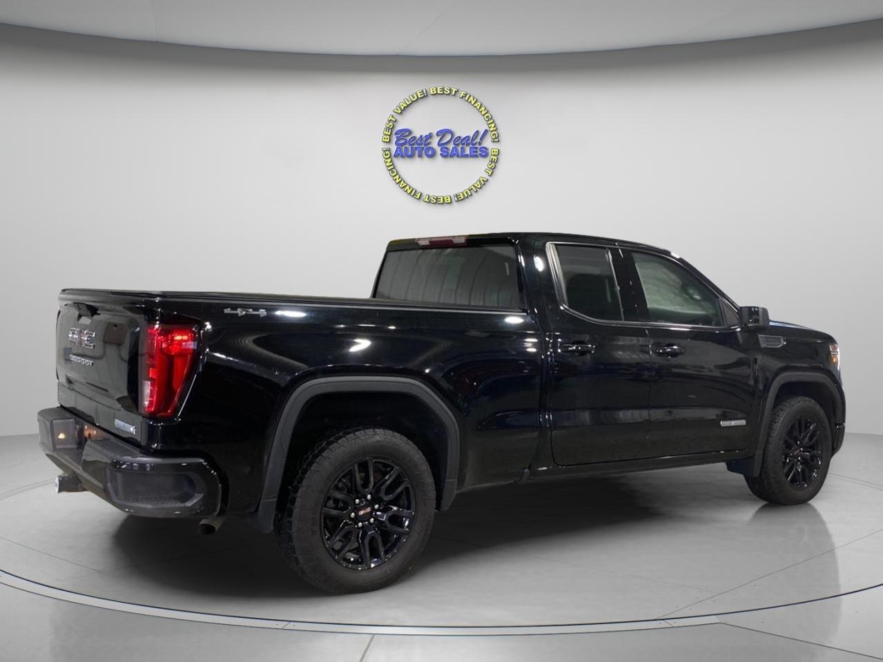 GMC Sierra 1500 Elevation Double Cab 4WD 2021