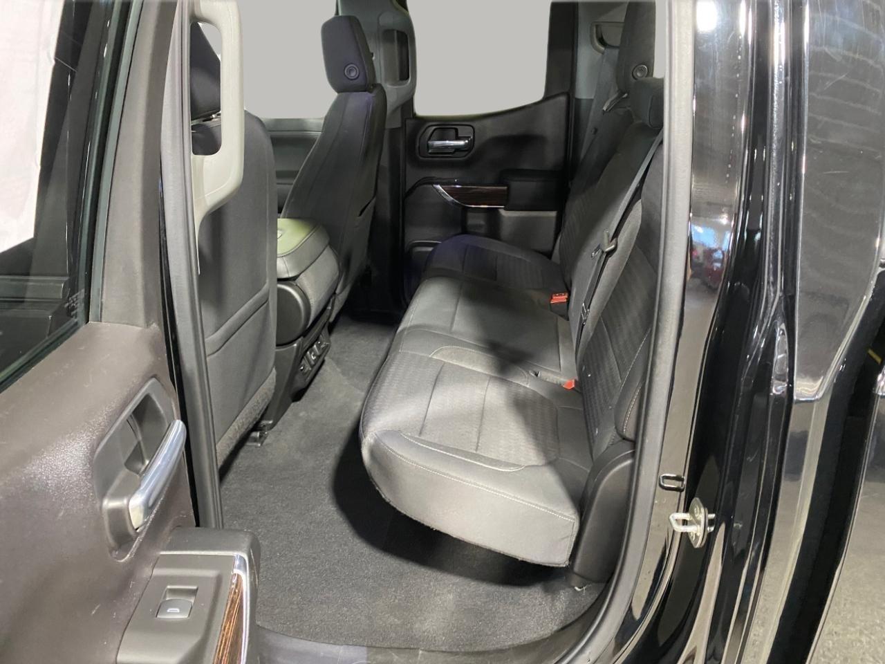 GMC Sierra 1500 Elevation Double Cab 4WD 2021