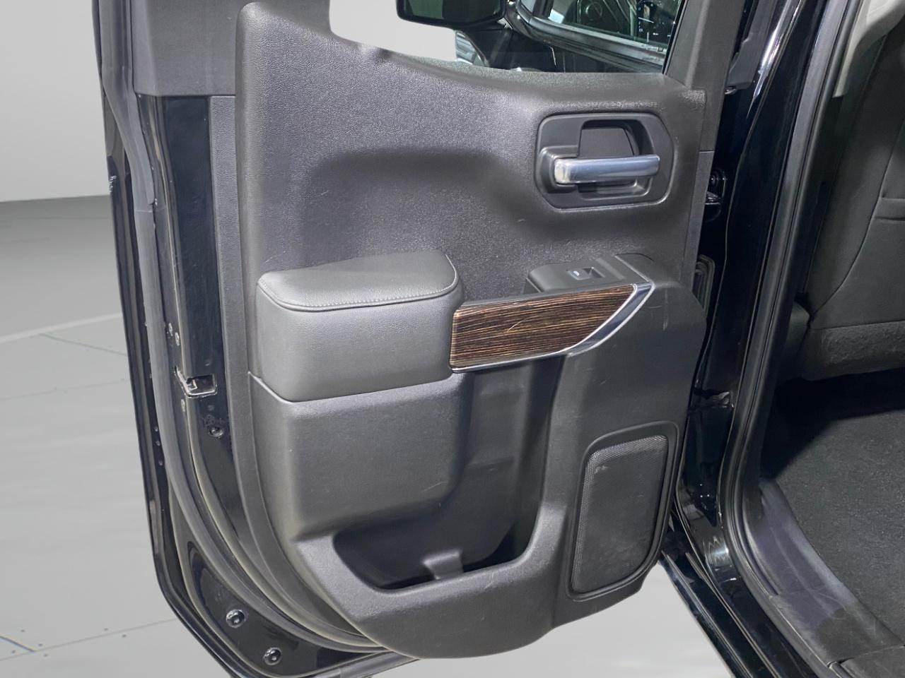GMC Sierra 1500 Elevation Double Cab 4WD 2021