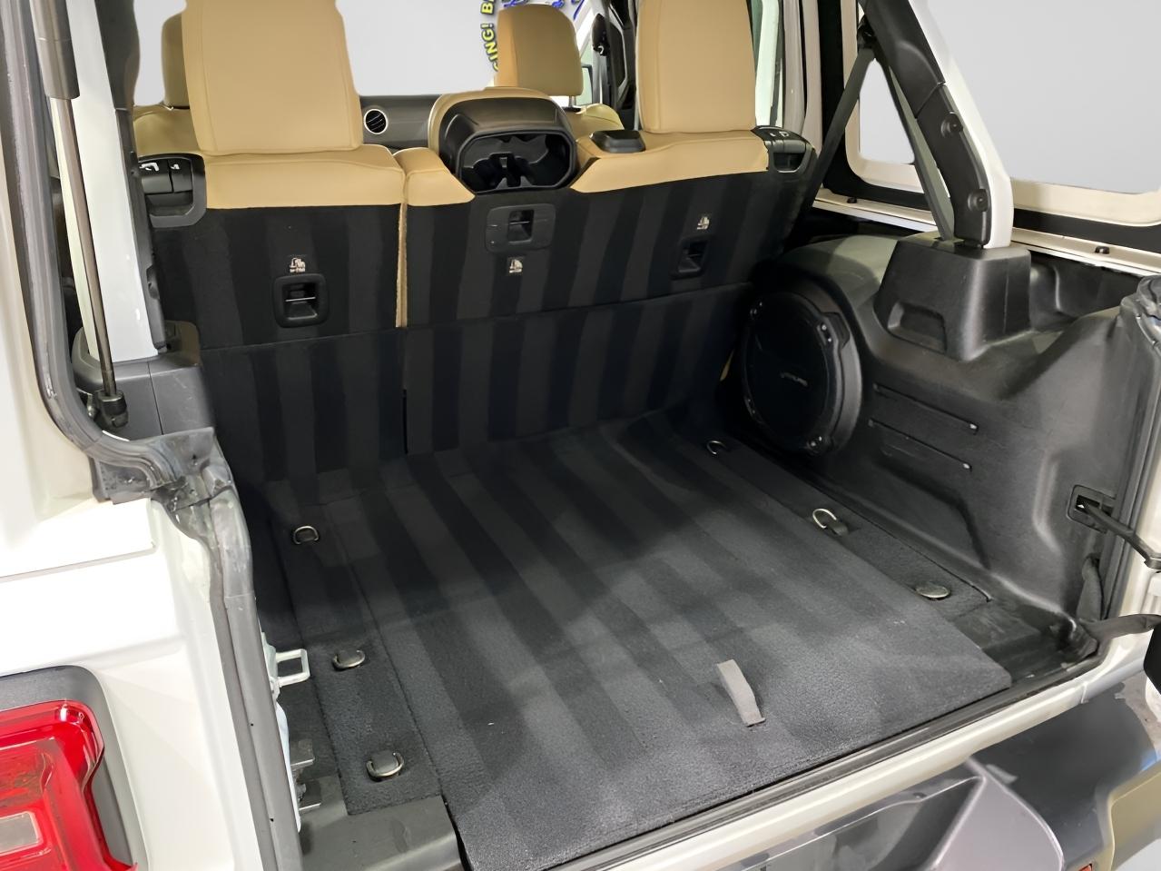 Jeep Wrangler Unlimited Sahara 2019