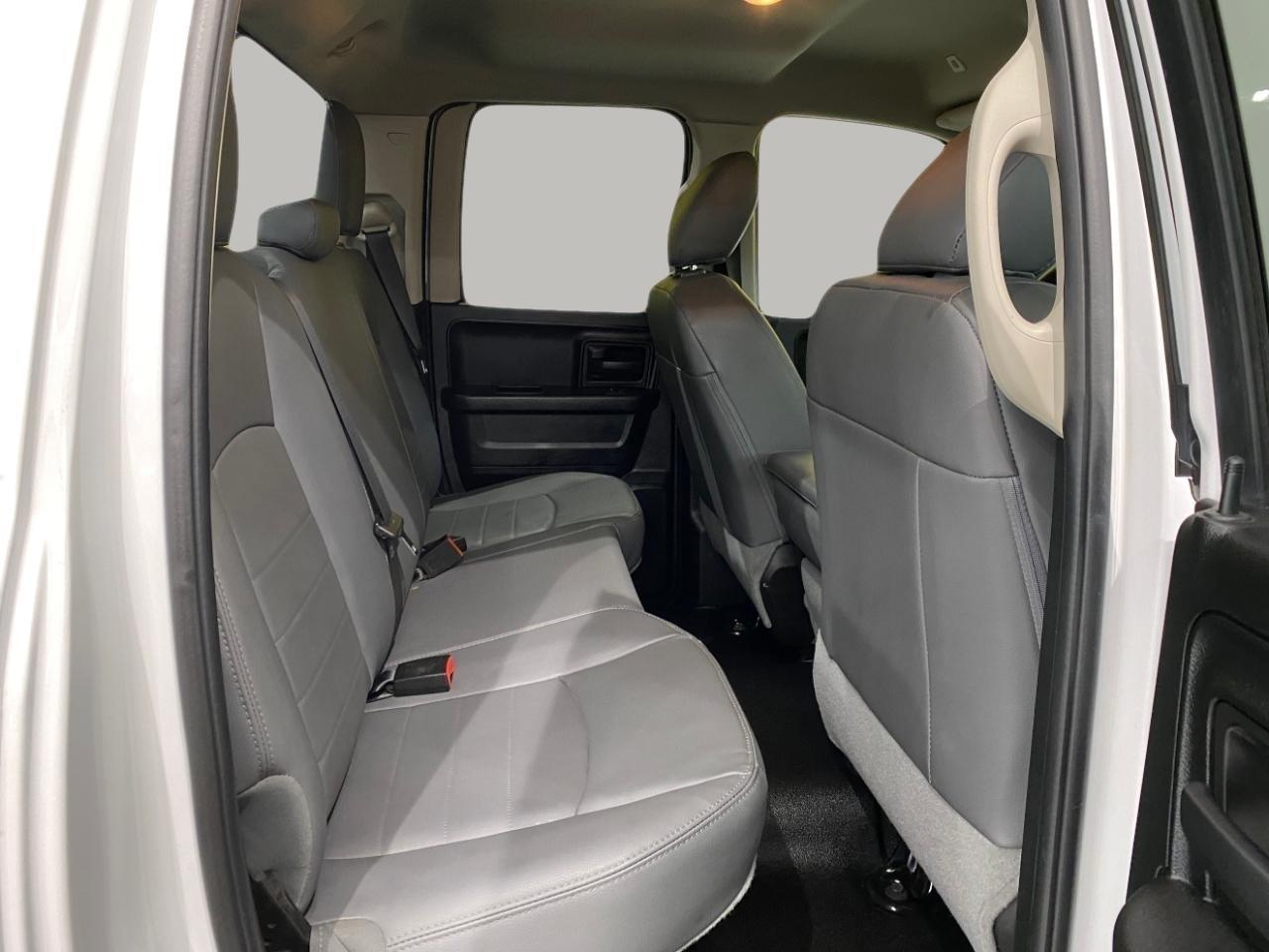 RAM 1500 Classic Tradesman Quad Cab 4WD 2019