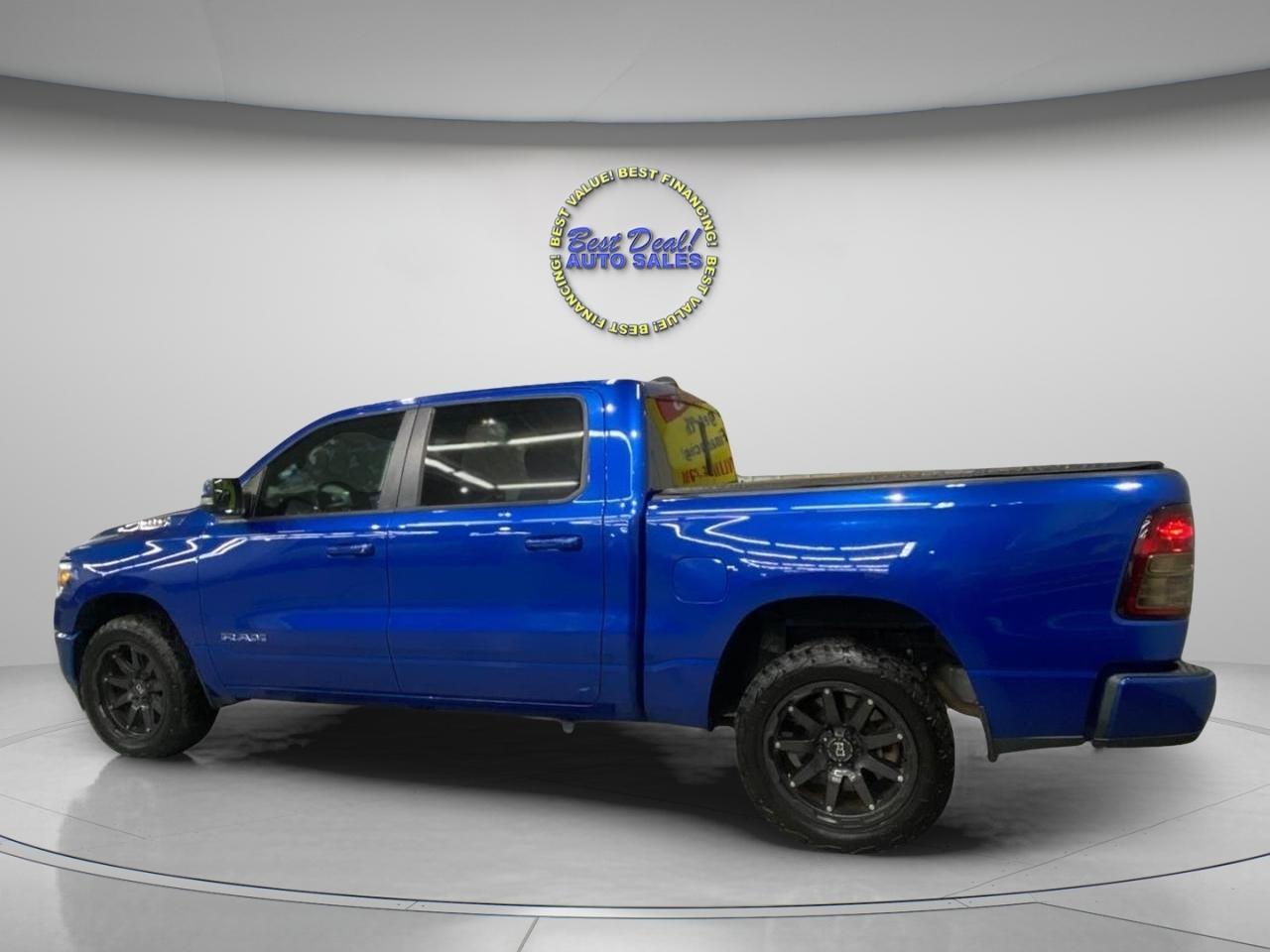 RAM 1500 Big Horn Crew Cab SWB 4WD 2019