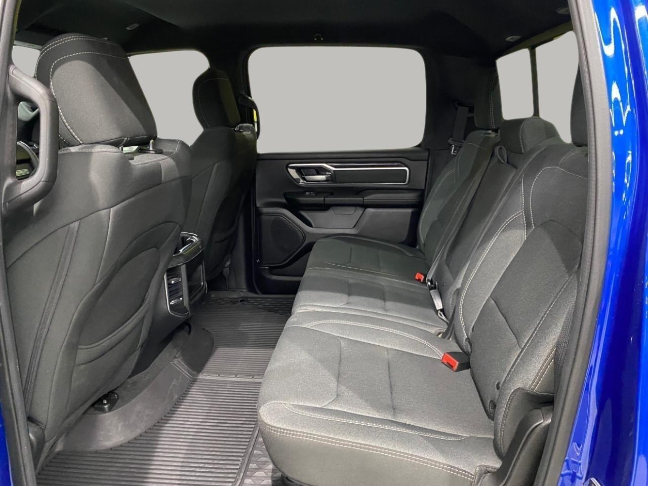 RAM 1500 Big Horn Crew Cab SWB 4WD 2019