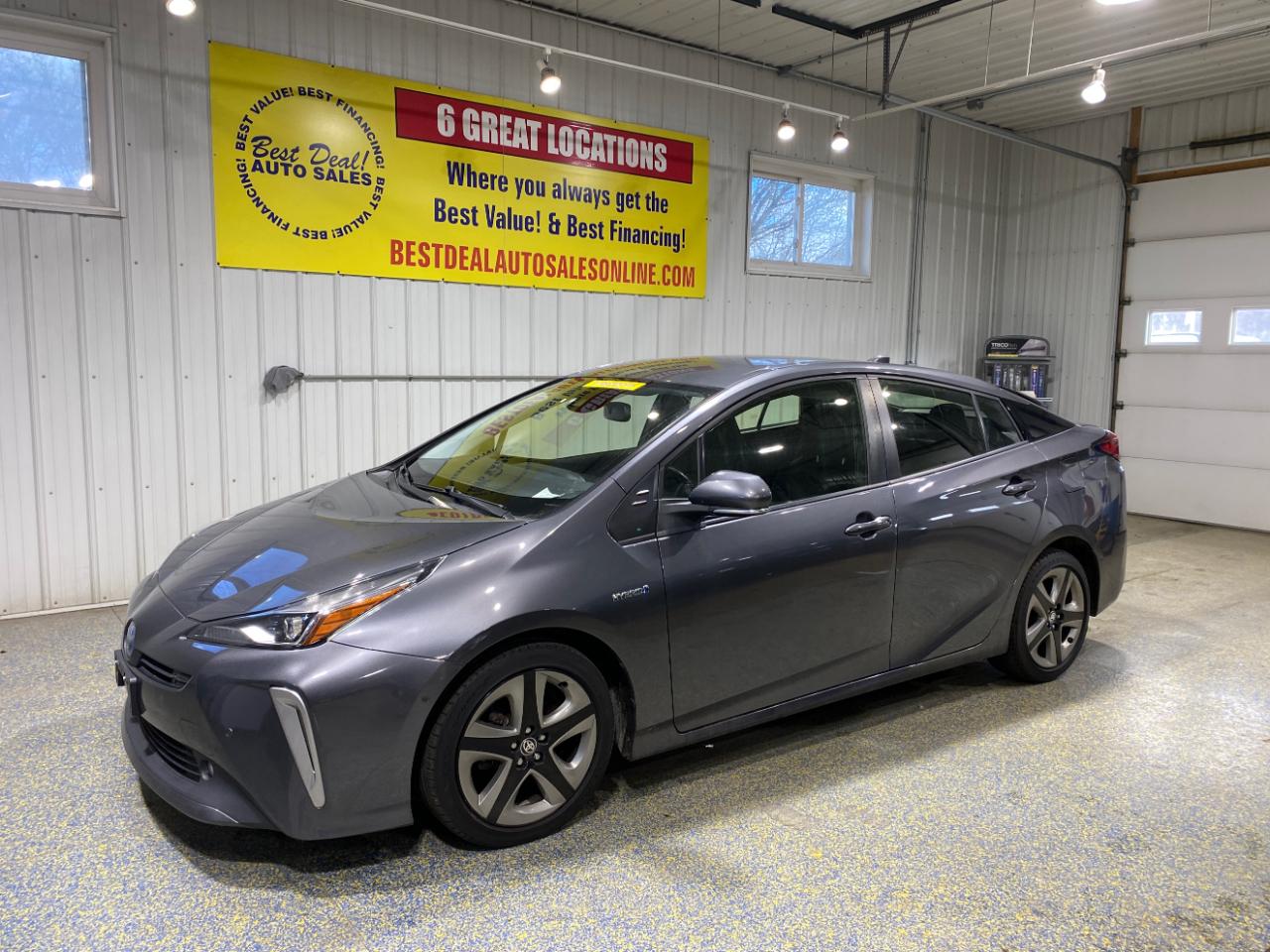 2022 Toyota Prius LE