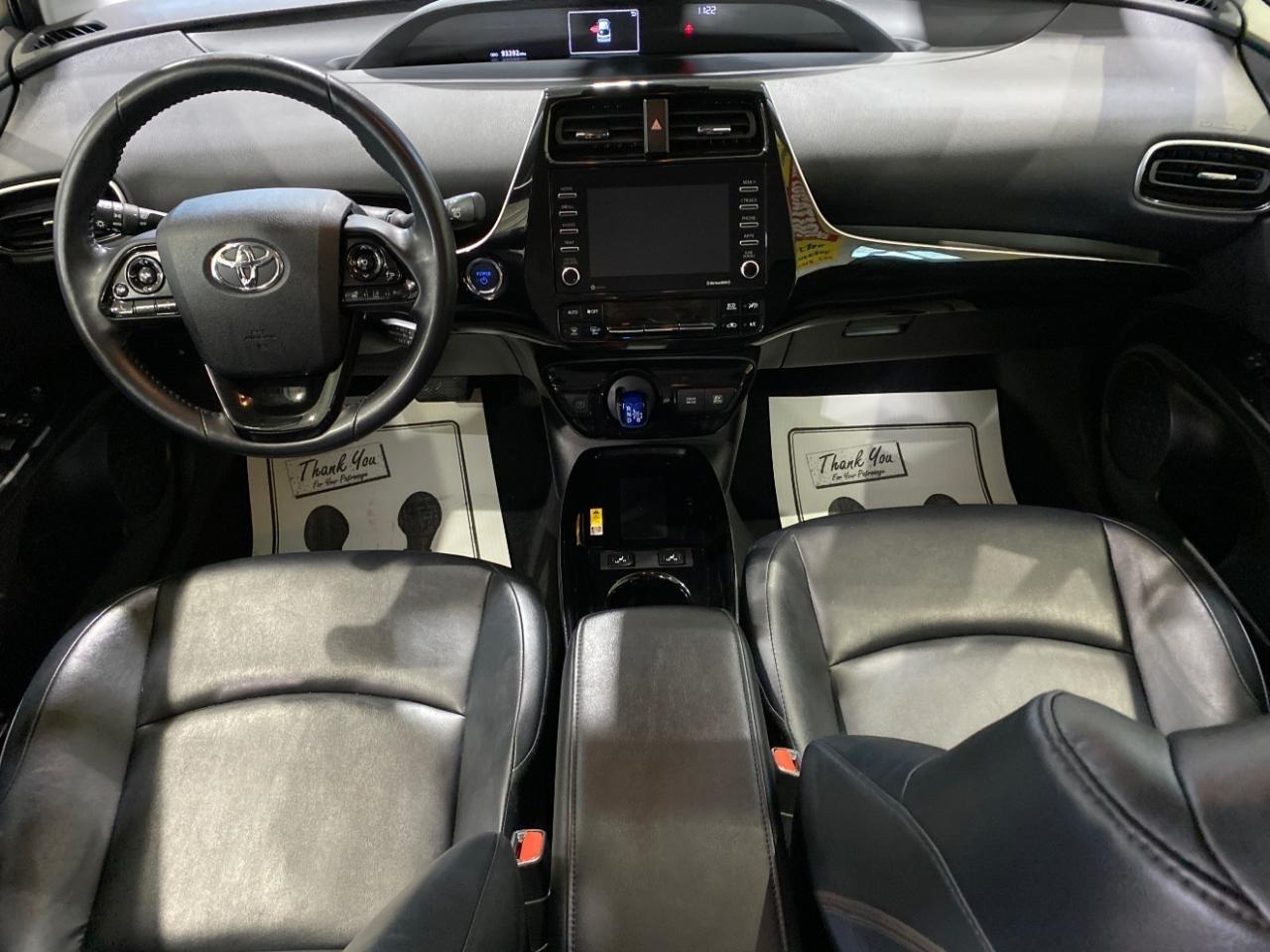 Toyota Prius LE 2022