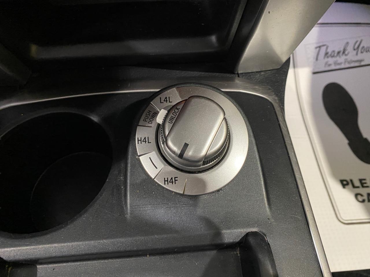 Toyota 4Runner Limited 4WD 2016