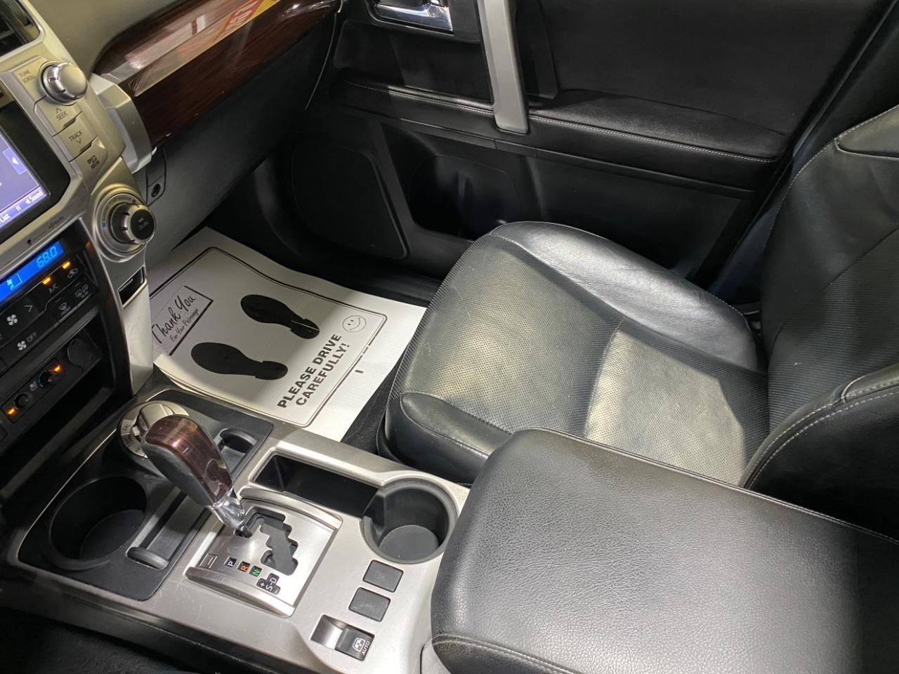 Toyota 4Runner Limited 4WD 2016